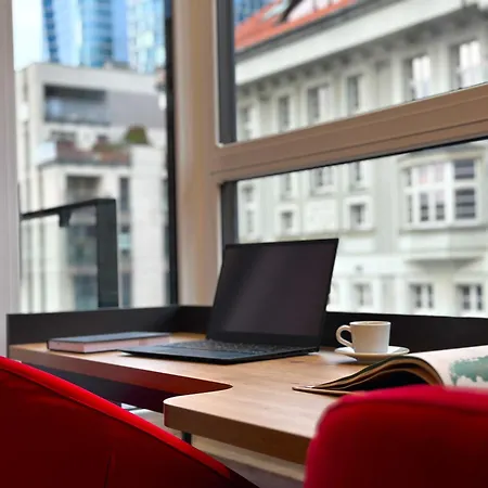 Apartamento Urban The Philharmonic, Opolska 10 No 61, Free Garage, Self Check-in Katowice