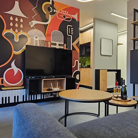 דירה Urban The Philharmonic, Opolska 10 No 61, Free Garage, Self Check-in