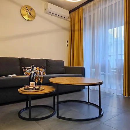 דירה Urban The Philharmonic, Opolska 10 No 61, Free Garage, Self Check-in קטוביץ