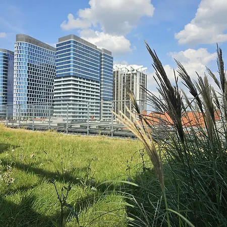 Urban The Philharmonic, Opolska 10 No 61, Free Garage, Self Check-in Apartamento
